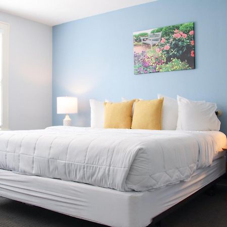 The Fountain Inn Lakeside Marblehead 외부 사진